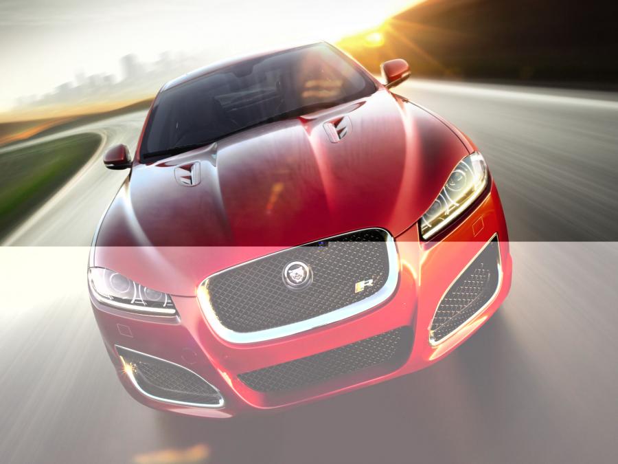  Jaguar XFR 2011 года  (фото 2 из 20)